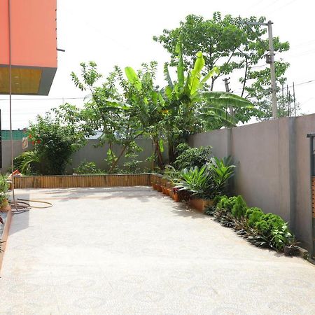 ホテルKrishna Shree Residency グワーハーティー エクステリア 写真